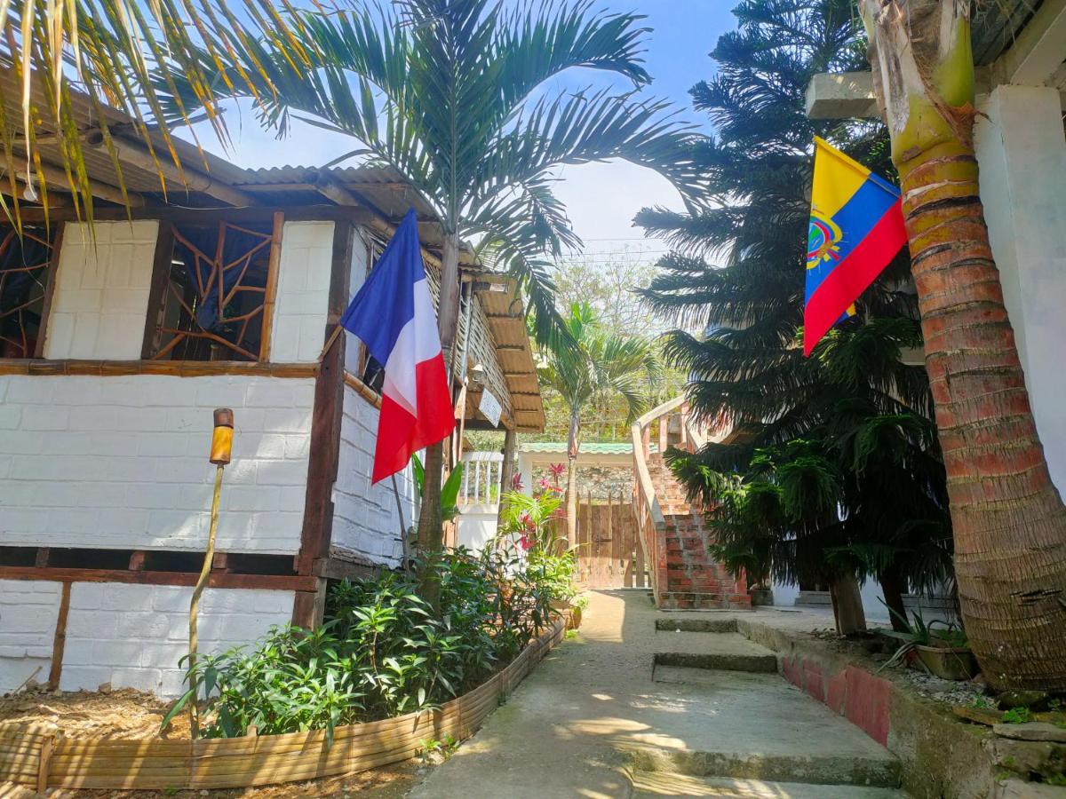 Munay Backpacker Hostel Montañita Εξωτερικό φωτογραφία